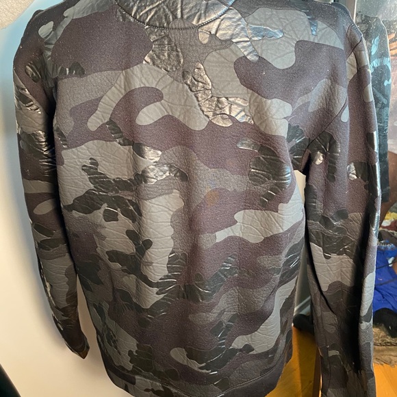 Valentino Black camouflage neoprene crew neck - Picture 3 of 5